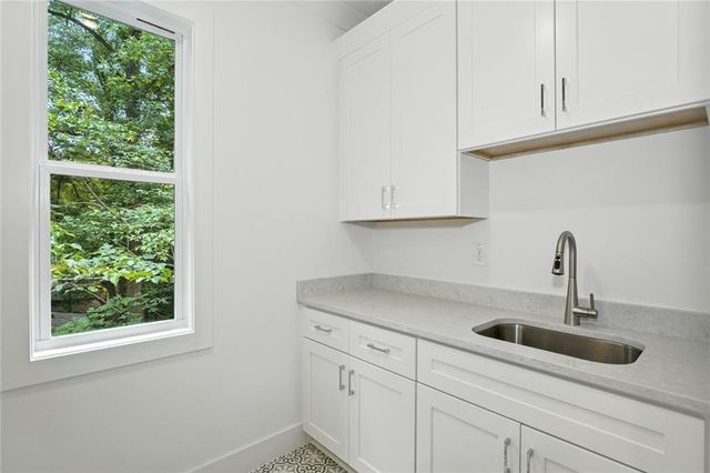 1673 Crestridge Drive SE, Marietta, GA 30067