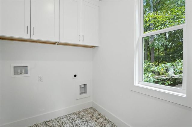 1673 Crestridge Drive SE, Marietta, GA 30067