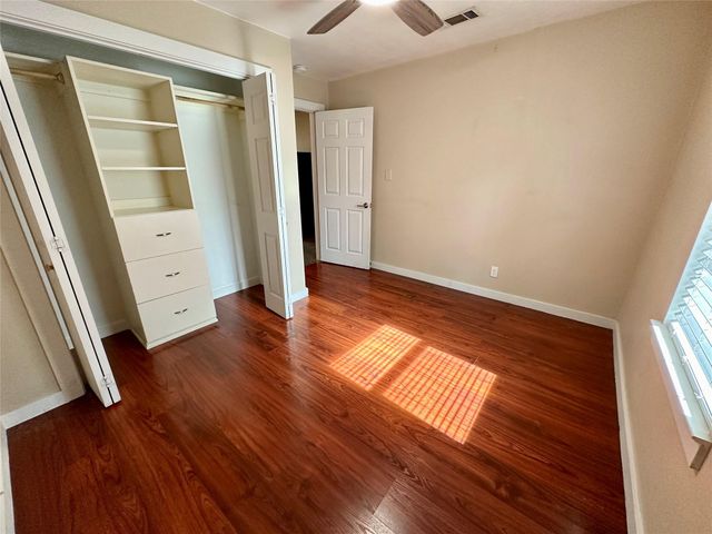 2103 E 16th ST A, Austin, TX 78702