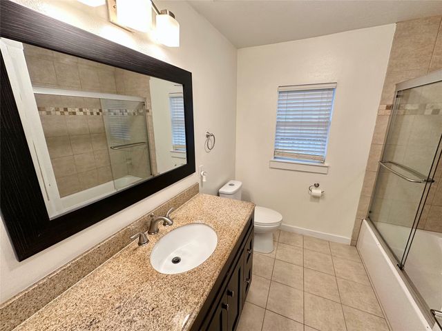 2103 E 16th ST A, Austin, TX 78702