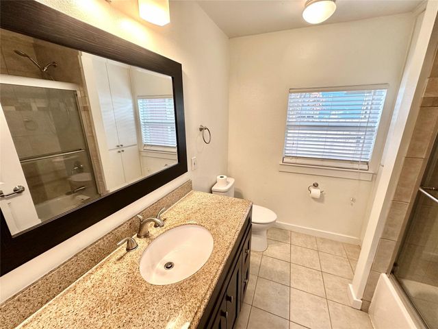 2103 E 16th ST A, Austin, TX 78702