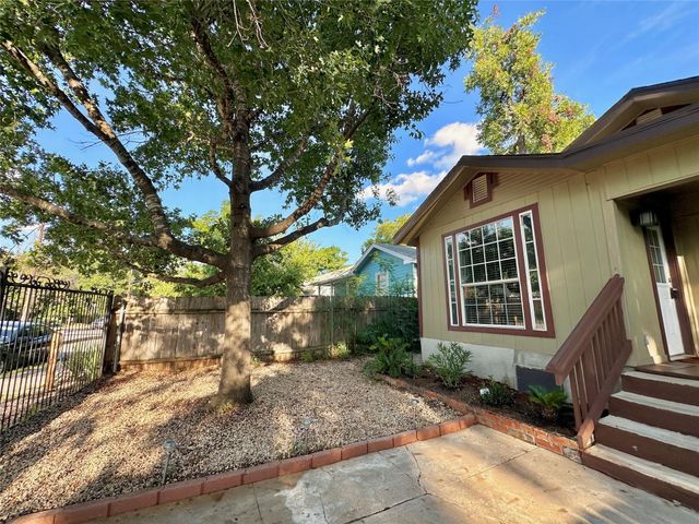 2103 E 16th ST A, Austin, TX 78702