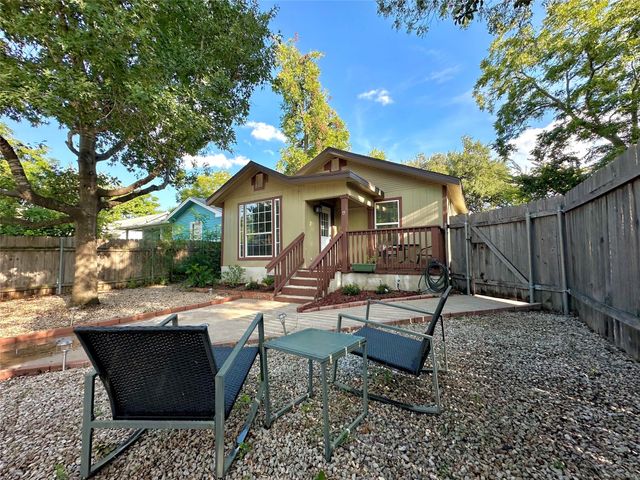 2103 E 16th ST A, Austin, TX 78702