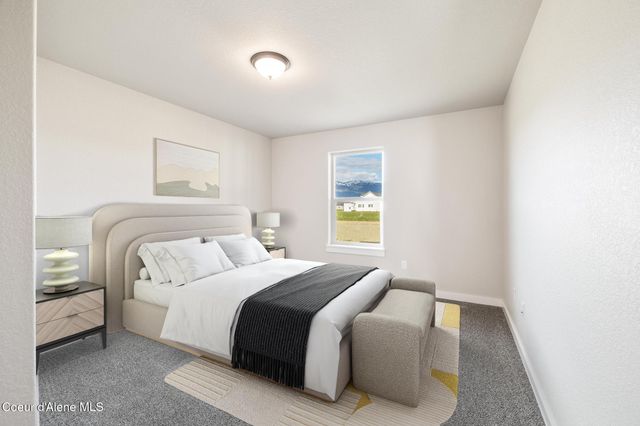 454 S Division St, Moyie Springs, ID 83845