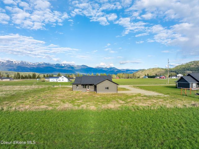 454 S Division St, Moyie Springs, ID 83845
