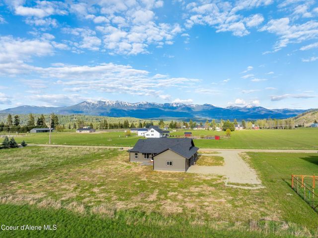 454 S Division St, Moyie Springs, ID 83845