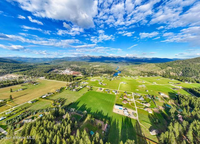 454 S Division St, Moyie Springs, ID 83845