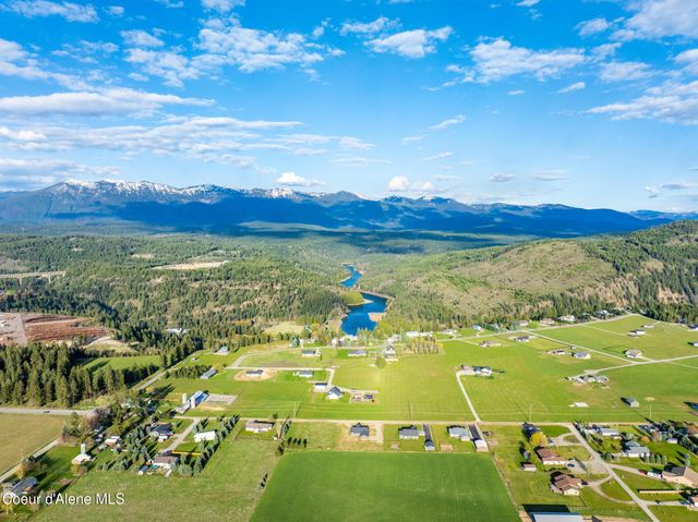 454 S Division St, Moyie Springs, ID 83845