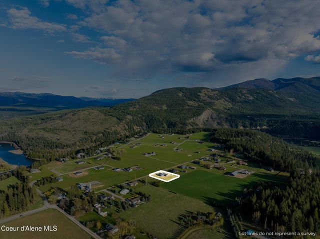 454 S Division St, Moyie Springs, ID 83845