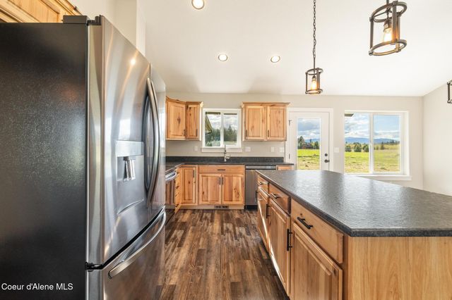 454 S Division St, Moyie Springs, ID 83845