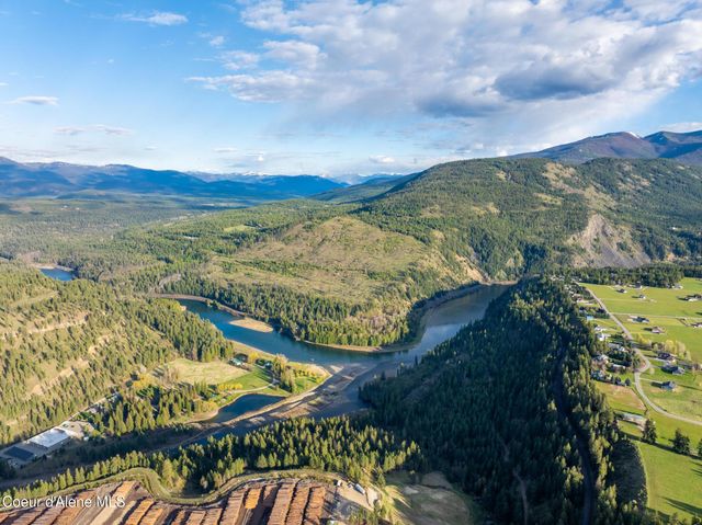 454 S Division St, Moyie Springs, ID 83845