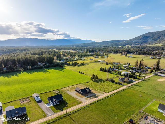 454 S Division St, Moyie Springs, ID 83845