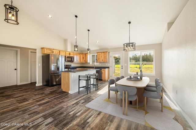 454 S Division St, Moyie Springs, ID 83845