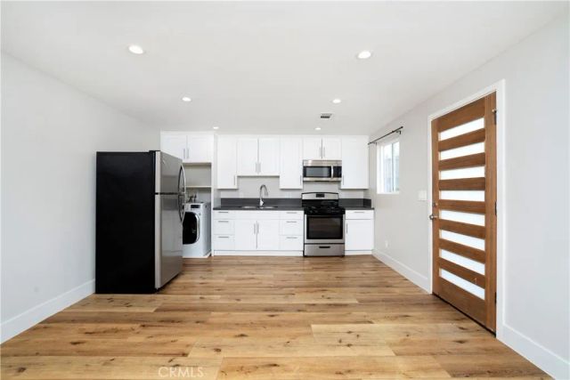 6714 Amigo, Reseda, CA 91335