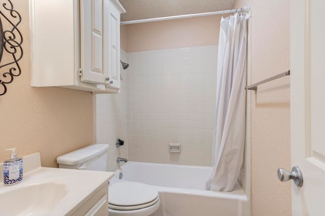 5235 84th Street, Lubbock, TX 79424