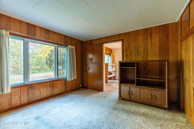 306 Washington ST, Dover, ID 83825