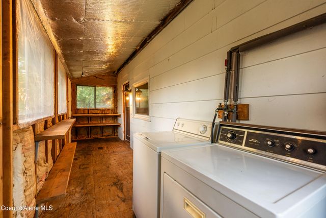 306 Washington ST, Dover, ID 83825