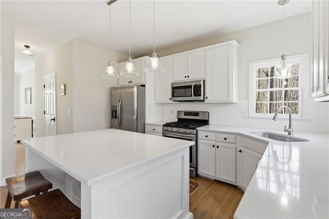 5055 Hamptons Club Drive, Alpharetta, GA 30004