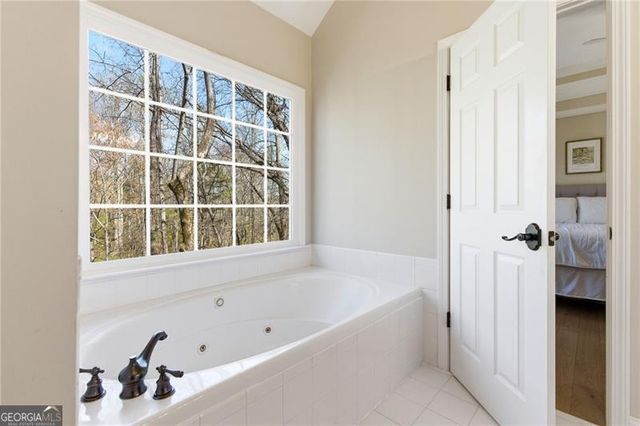 5055 Hamptons Club Drive, Alpharetta, GA 30004