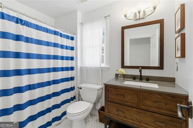 5055 Hamptons Club Drive, Alpharetta, GA 30004