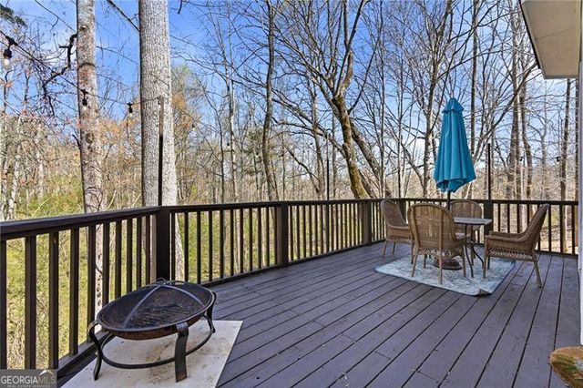 5055 Hamptons Club Drive, Alpharetta, GA 30004