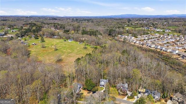 5055 Hamptons Club Drive, Alpharetta, GA 30004