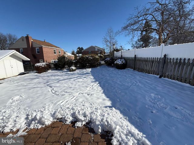 240 SWEETBRIAR CIR, King Of Prussia, PA 19406