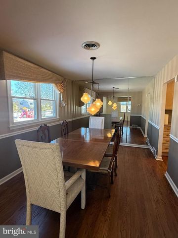 240 SWEETBRIAR CIR, King Of Prussia, PA 19406