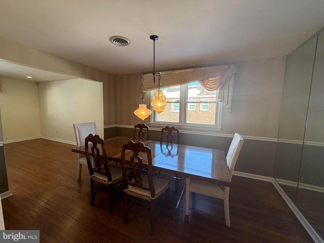 240 SWEETBRIAR CIR, King Of Prussia, PA 19406