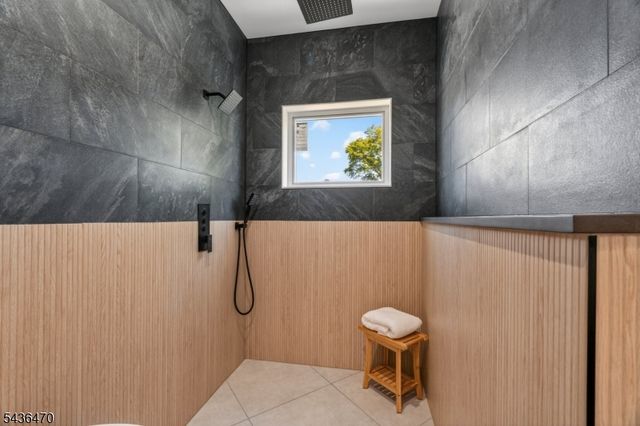 136 Lake Shore Dr, Parsippany-troy Hills Twp., NJ 07034