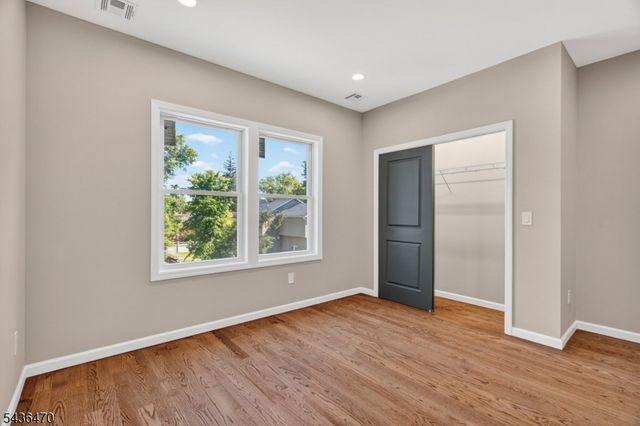 136 Lake Shore Dr, Parsippany-troy Hills Twp., NJ 07034