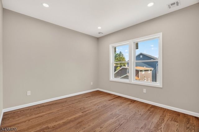 136 Lake Shore Dr, Parsippany-troy Hills Twp., NJ 07034