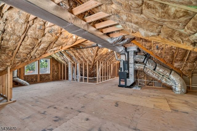 136 Lake Shore Dr, Parsippany-troy Hills Twp., NJ 07034