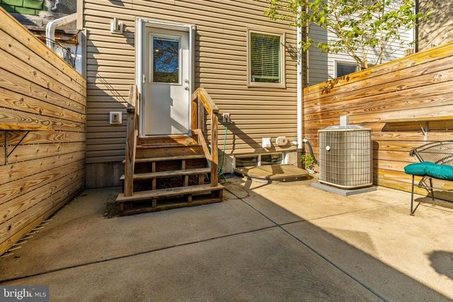 1822 TITAN ST, Philadelphia, PA 19146