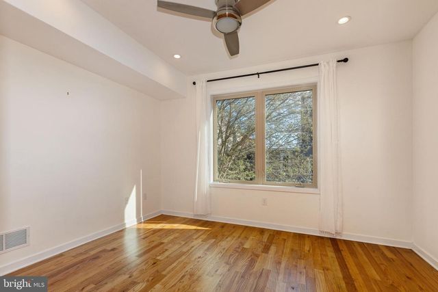 1822 TITAN ST, Philadelphia, PA 19146