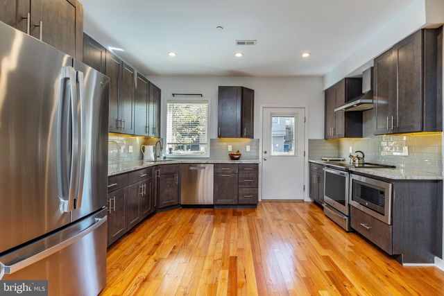 1822 TITAN ST, Philadelphia, PA 19146