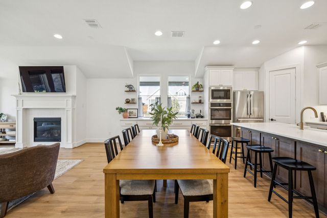 2100 Pleasant Run Lane, Fort Worth, TX 76008