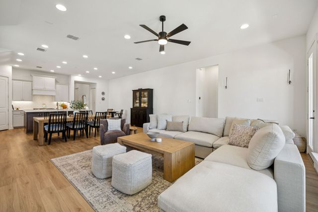 2100 Pleasant Run Lane, Fort Worth, TX 76008