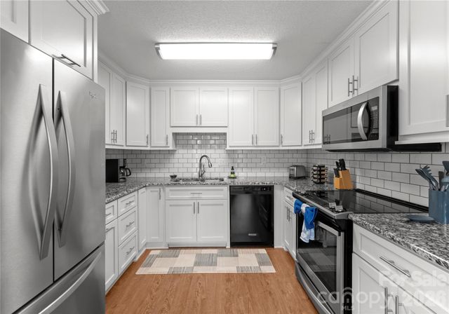 39 Bowen Drive, Belmont, NC 28012