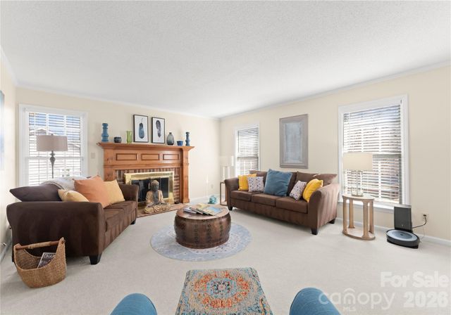 39 Bowen Drive, Belmont, NC 28012