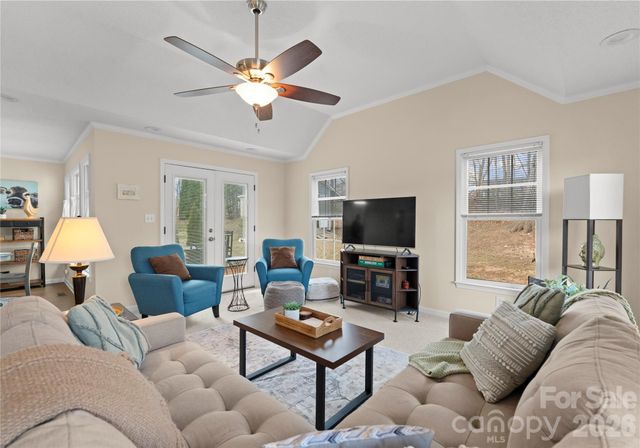 39 Bowen Drive, Belmont, NC 28012