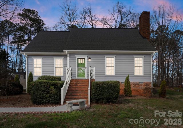 39 Bowen Drive, Belmont, NC 28012