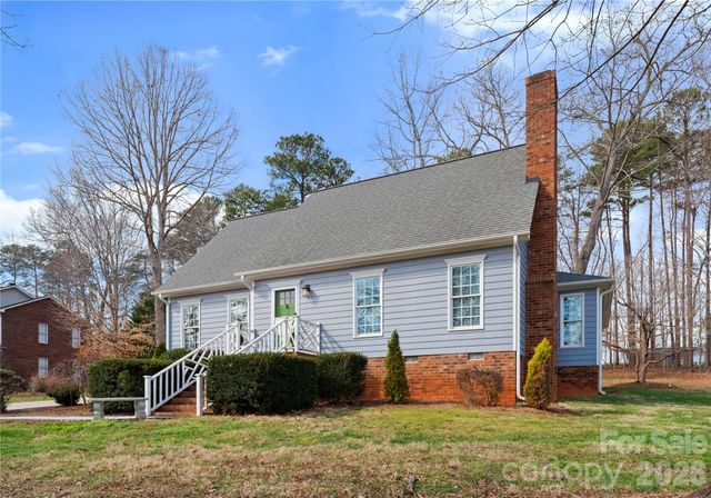 39 Bowen Drive, Belmont, NC 28012