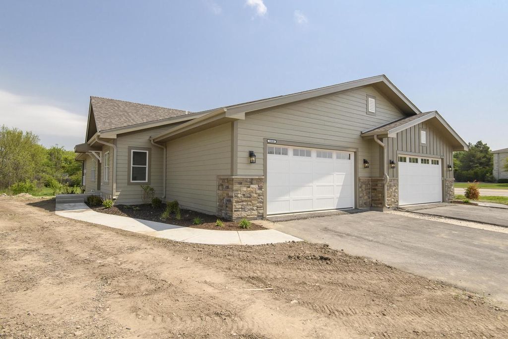 20820 Gray STREET, Lannon, WI 53046