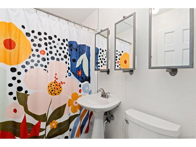 5231 E Dartmouth Ave, Denver, CO 80222