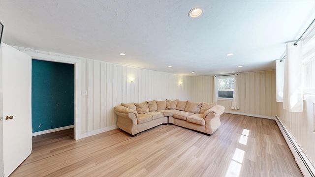 20 Birch Road, Easton, MA 02375