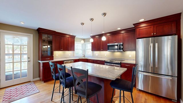 20 Birch Road, Easton, MA 02375