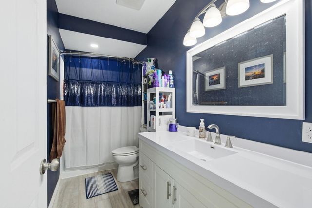 917 Mulberry Avenue NE, Montgomery, MN 56069