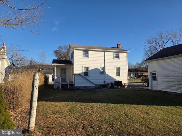 439 ELK PL, Romney, WV 26757