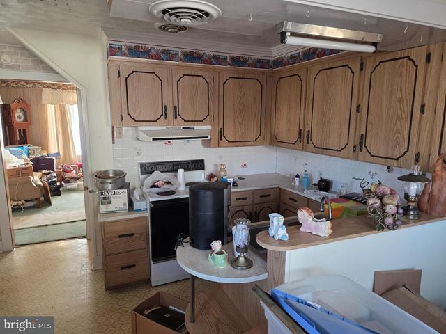 439 ELK PL, Romney, WV 26757